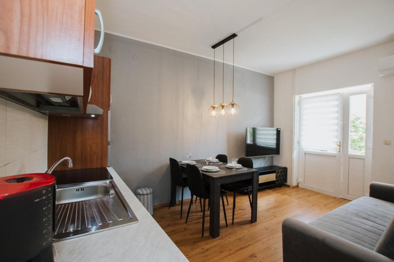 Apartment Deni Salona Kültér fotó